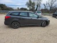 Usata Ford Focus Titanium 120 CV (88 kW) 2017 Marrone Station wagon