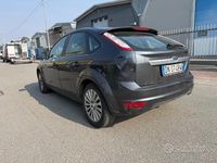 Usata Ford Focus 115 CV (84 kW) 2008 Grigio Berlina