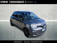 Usado Renault Twingo Urban Night 60 kW (82 HP) 2022 Cinzento Citadino