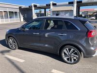 Usata Kia Niro Style 141 CV (103 kW) 2019 Grigio SUV