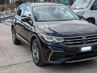 Usata VW Tiguan R-line 200 CV (147 kW) 2023 Nero SUV