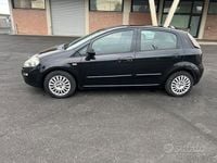 Usata Fiat Punto Active 69 CV (50 kW) 2011 Nero Utilitaria
