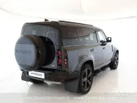 Usata Land Rover Defender Dynamic 200 CV (147 kW) 2022 Grigio SUV