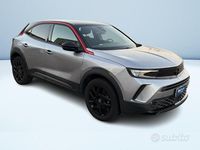 Usata Opel Mokka S 100 CV (73 kW) 2022 Grigio metallizzato SUV