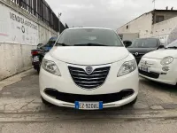 Usata Lancia Ypsilon 85 CV (62 kW) 2015 Bianco Utilitaria