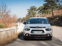 Usata Citroën C4 Shine 102 CV (75 kW) 2019 Nero SUV