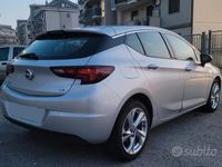 Usata Opel Astra Innovation 110 CV (80 kW) 2019 Argento Berlina