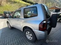 Usata Mitsubishi Pajero 115 CV (84 kW) 2004 Grigio SUV