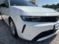 Usata Opel Astra Elegance 110 CV (80 kW) 2023 Bianco Utilitaria