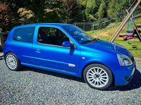 Usata Renault Clio R.S. R.S. 179 CV (131 kW) 2005 Blu Utilitaria