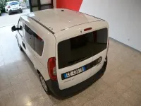 Usata Fiat Doblò 95 CV (69 kW) 2021 Bianco Monovolume