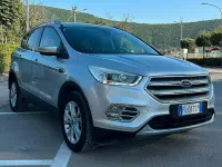 Usata Ford Kuga S 150 CV (110 kW) 2017 Grigio SUV