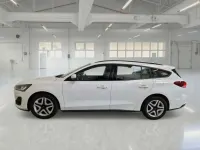 Usata Ford Focus Business Edition 120 CV (88 kW) 2022 Bianco Station wagon