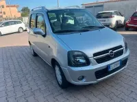 Usata Opel Agila Cosmo 69 CV (50 kW) 2004 Argento Monovolume