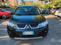 Usata Mitsubishi Outlander Intense 140 CV (102 kW) 2007 Nero SUV