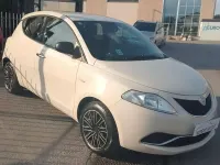 Usata Lancia Ypsilon Silver 95 CV (69 kW) 2018 Beige Utilitaria