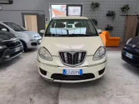 Usata Lancia Musa 77 CV (56 kW) 2009 Giallo Monovolume