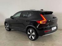 Usata Volvo XC40 Momentum 197 CV (144 kW) 2021 Nero SUV