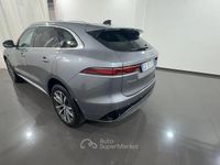Usata Jaguar F-Pace R-Dynamic 204 CV (150 kW) 2022 Gray SUV