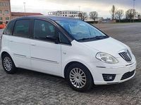 Usata Lancia Musa 90 CV (66 kW) 2010 Bianco Monovolume