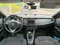 Usata Alfa Romeo Giulietta 109 CV (80 kW) 2018 Blu Utilitaria
