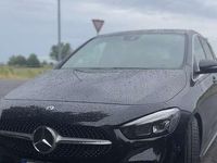 Usata Mercedes B200 Premium 150 CV (110 kW) 2019 Monovolume