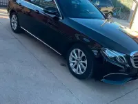 Usata Mercedes E220 Premium 194 CV (142 kW) 2018 Nero Station wagon