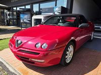 Usata Alfa Romeo Spider 150 CV (110 kW) 2004 Rosso Cabrio
