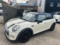 Usata Mini Cooper D Business 116 CV (85 kW) 2016 Beige Utilitaria