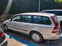 Usata Volvo V50 136 CV (100 kW) 2004 Grigio Station wagon