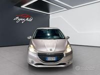 Usata Peugeot 208 Active 82 CV (60 kW) 2013 Viola Utilitaria