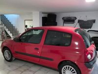 Usata Renault Clio II Dynamique 58 CV (42 kW) 2003 Rosso Berlina