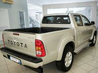 usata Toyota HiLux 3.0 D-4D 4WD 4p. Doub. Cab SR+