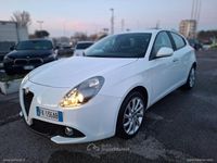 Usata Alfa Romeo Giulietta Super 120 CV (88 kW) 2017 Bianco Berlina