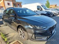Usata Ford Focus ST-Line 120 CV (88 kW) 2022 Grigio Station wagon