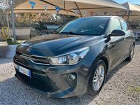 Usata Kia Rio 2017 Grigio Berlina