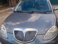 Usata Lancia Ypsilon 60 CV (44 kW) 2005 Grigio Utilitaria