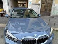 Usata BMW 116 Sport Line 109 CV (80 kW) 2021 Gray Utilitaria