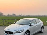 Usata Volvo V40 Kinetic 120 CV (88 kW) 2016 Grigio Berlina