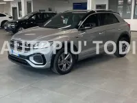 Usata VW T-Roc R-line 150 CV (110 kW) 2022 Argento SUV