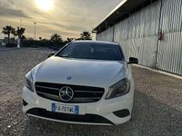Usata Mercedes A180 109 CV (80 kW) 2015 Bianco Berlina