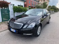 Usata Mercedes E200 136 CV (100 kW) 2011 Nero Berlina