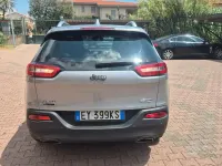 Usata Jeep Cherokee 170 CV (125 kW) 2015 Grigio SUV