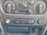 Usata Suzuki Jimny 86 CV (63 kW) 2008 Verde SUV
