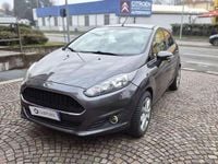 Usata Ford Fiesta Active 120 CV (88 kW) 2016 Grigio Utilitaria