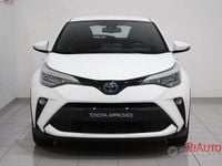 Usata Toyota C-HR Active 122 CV (89 kW) 2020 Bianco SUV