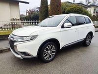 Usata Mitsubishi Outlander 150 CV (110 kW) 2015 Bianco SUV