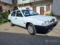 Usata Alfa Romeo 33 88 CV (64 kW) 1999 Bianco Berlina