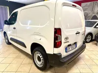 Usata Toyota Proace City 102 CV (75 kW) 2022 Bianco Monovolume