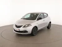 Usata Lancia Ypsilon Gold 70 CV (51 kW) 2022 Grigio Utilitaria